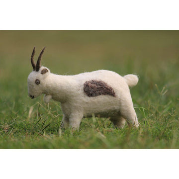 Christmas Goat Ornament - DeKulture DKW-5008-FT