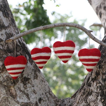 Christmas Heart Bauble Set Of 4 - DeKulture DKW-6066-FO