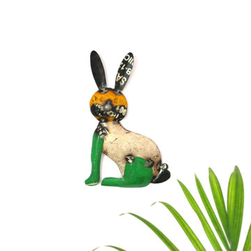 Recycled Cat Wall Mount - DeKulture DKW-17111-RIF