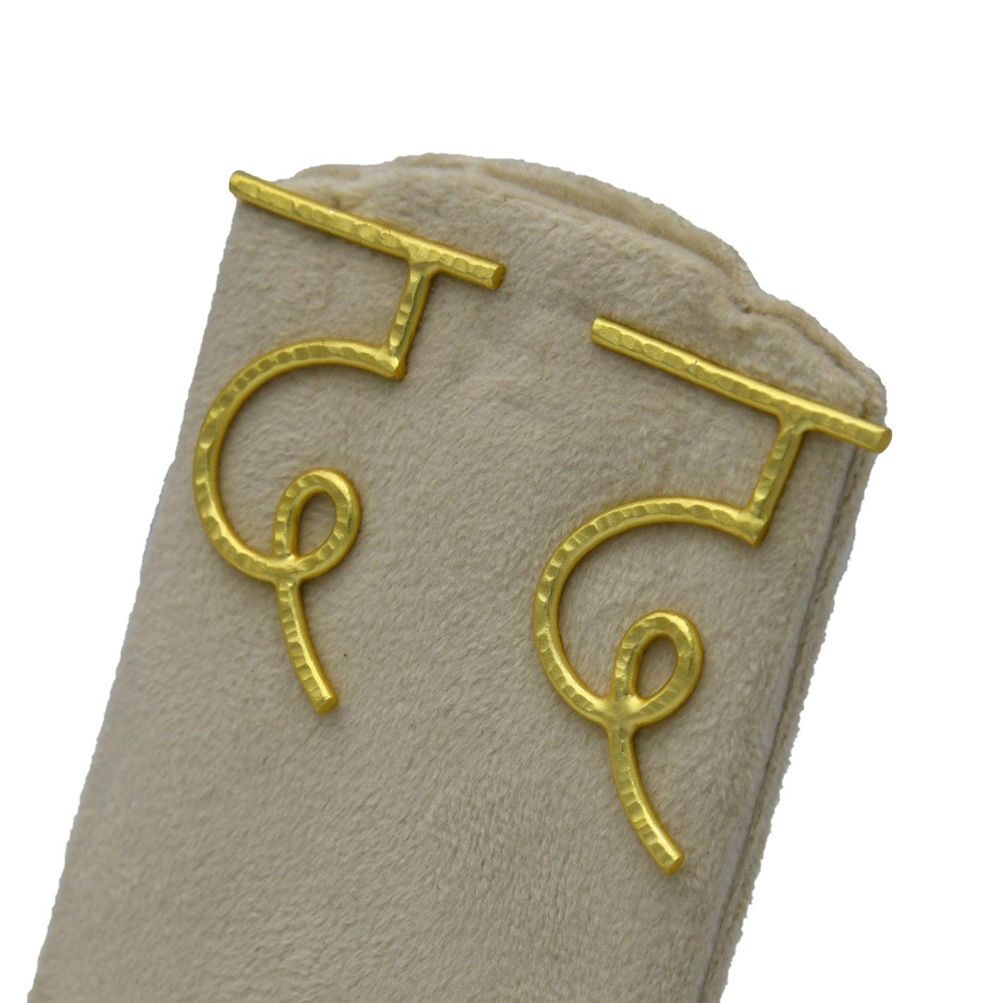 Hindi Alphabet "D" Brass Earring - DeKulture DKW-1362-SEJ
