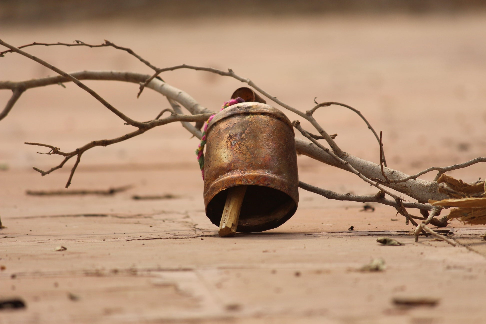 Vintage Decorative Cow Bell Hanging - DeKulture DKW-11011-AI